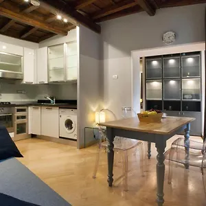 https://delle-grotte-apartment.it-romehotels.com