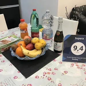 https://supera-napoli-apartment.hotels-amalfi.com